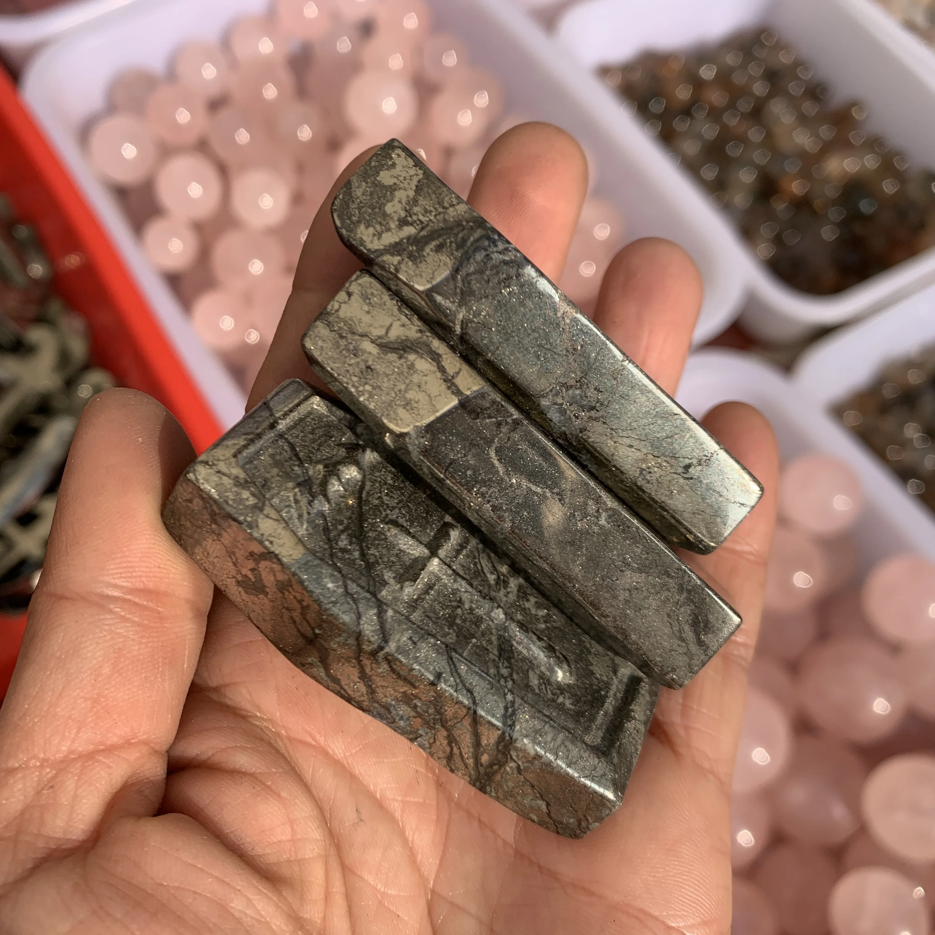 Naravni Pyrite Halloween Krsto kovinski minerali vklesan Krsto Kip