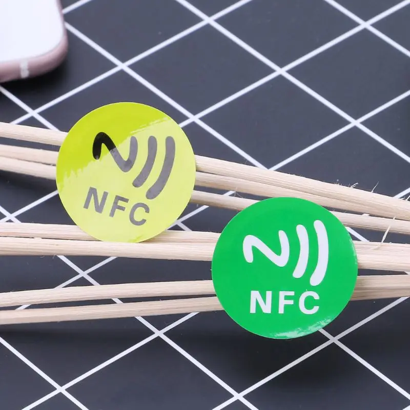 Nepremočljiva PET Materiala NFC Nalepke Pametne Lepilo Ntag213 Oznake Za Vse Telefone