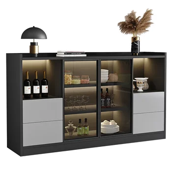 Moderno in minimalistično shranjevanje z jedilnico strani, integrirano skladiščenje gospodinjskih vino omare, dnevna soba in kuhinja čaj