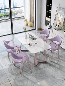 Pravokotne rock ploščo jedilno mizo in stol kombinacija svetlobe nastran sodobne preprostih gospodinjskih minimalističen marmorja jedilnico zavihek