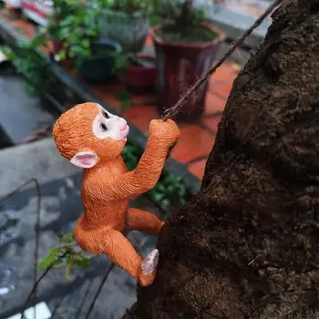 Nepremočljiva Prostem Kip Realne Plezanje Drevo, Viseče Figurice za Zunanjo Dekoracijo Smolo Opica Veverica Kiparstvo Dvorišču