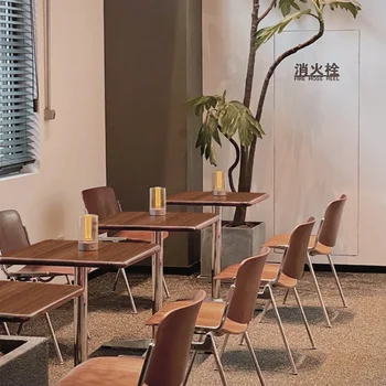 Cafe mizo in stol kombinacija sladica, trgovina, majhni okrogli mizi v restavraciji, masivnega lesa kvadratnih mizo in stoli, mleko, čaj shop